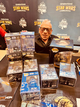 Charger l'image dans la galerie, Funko Pop Star Wars 31 R2 D2 Limited Diamond 3000 Pièces Signée Par l'Acteur Jimmy Vee
